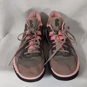 Nike Kyrie Flytrap V Moon Fossil Gaze Men's 9.5 Basketball Shoes GUC